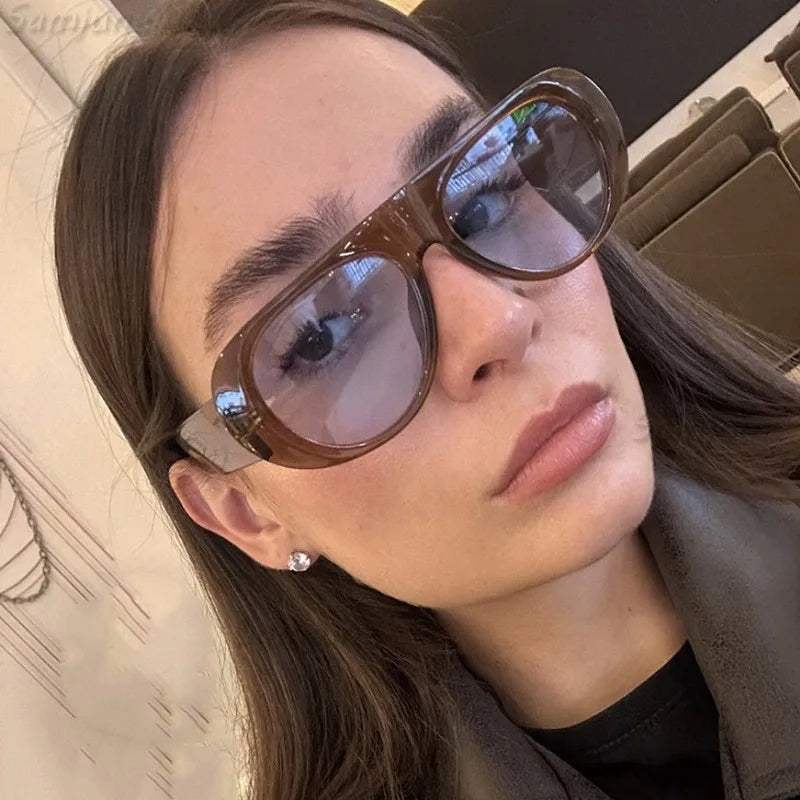 Retro Large Sunglasses for Women Fashion Wide Legs Large Frame Sunglasses Gradient Color Glasses Goggles