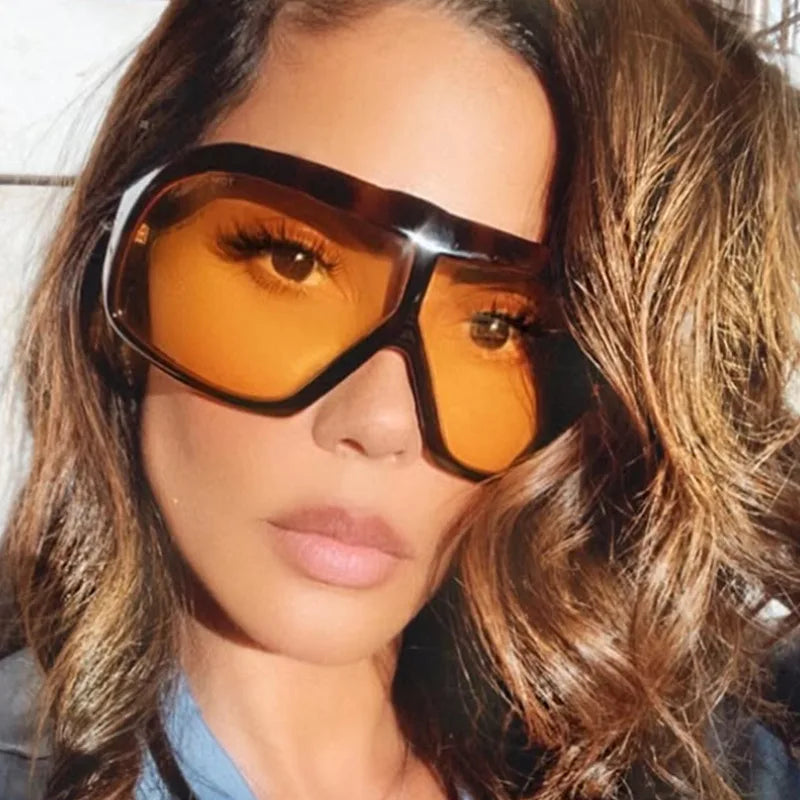 Retro Big Frame Women Square Sunglasses Brand Black Round Gradient Cool Men Sunglasses One Piece Designer Pilot Sun Glasses