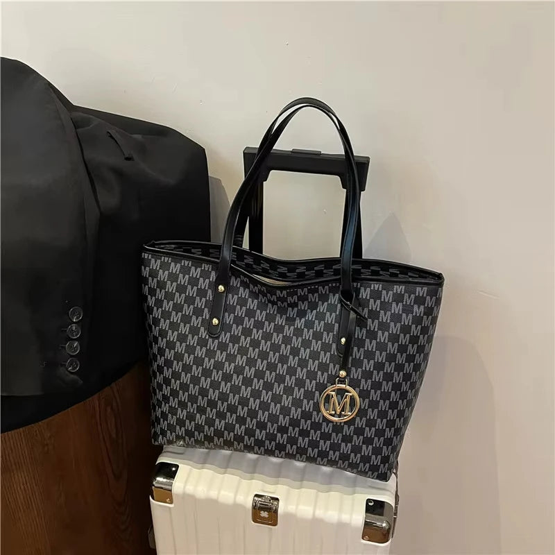 Vintage Ladies Tote Bag Large Capacity Fashion Elegant Handbag Classic Underarm Bag Women's Shopping Bag