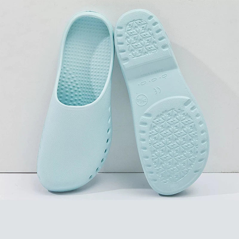 Anti-slip Surgical Shoes Medical Clogs Dental Nurses Working Shoes EVA Operating Room Protective Sandals for Women Men 2441