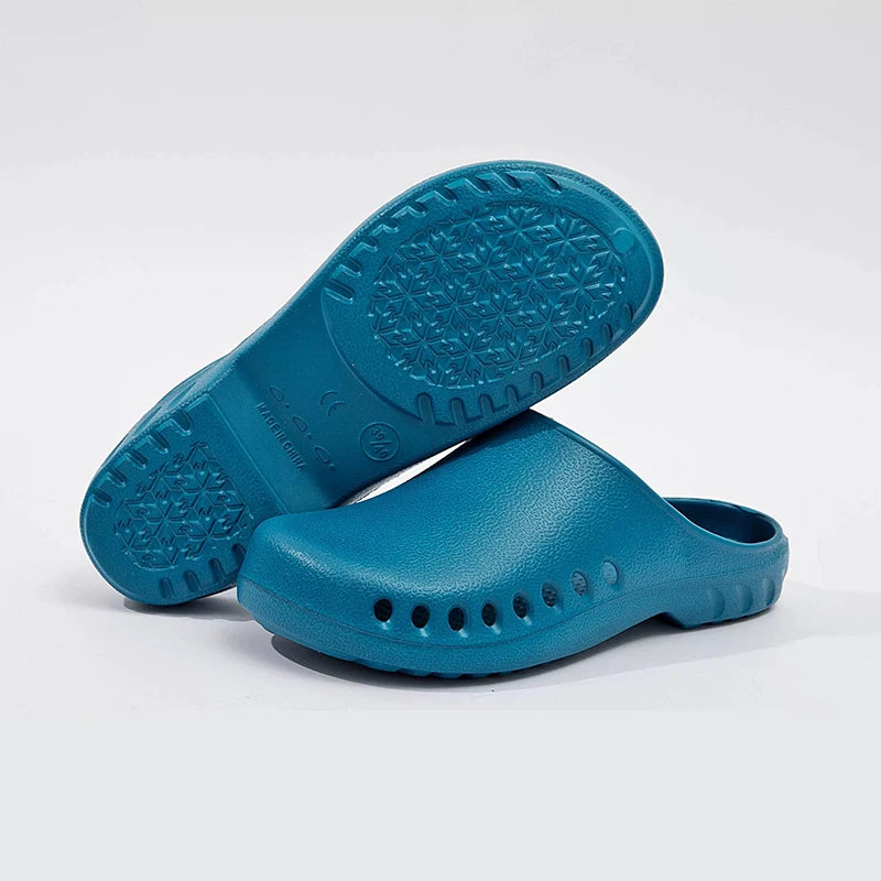 Anti-slip Surgical Shoes Medical Clogs Dental Nurses Working Shoes EVA Operating Room Protective Sandals for Women Men 2441