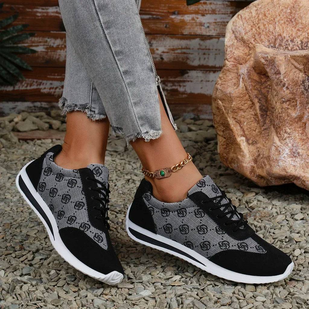 Spring and Summer Women Designer Mouth Breathable Cross Strap Sneakers Flat Comfortable Casual Walking Sneakers Zapatos De Mujer